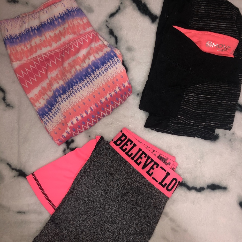 Bundle of 3 leggings
